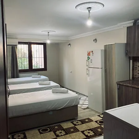 Kismet Apartment